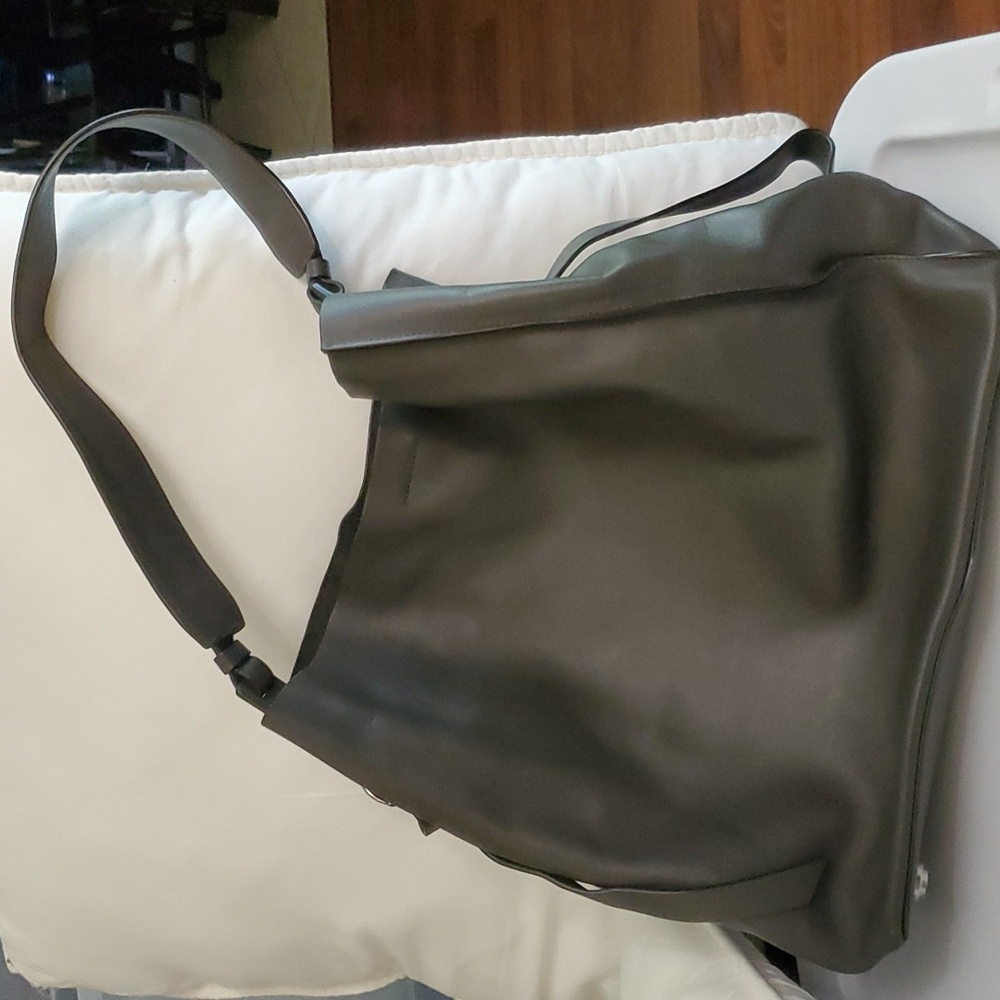 Purse - Picture 2 of 6